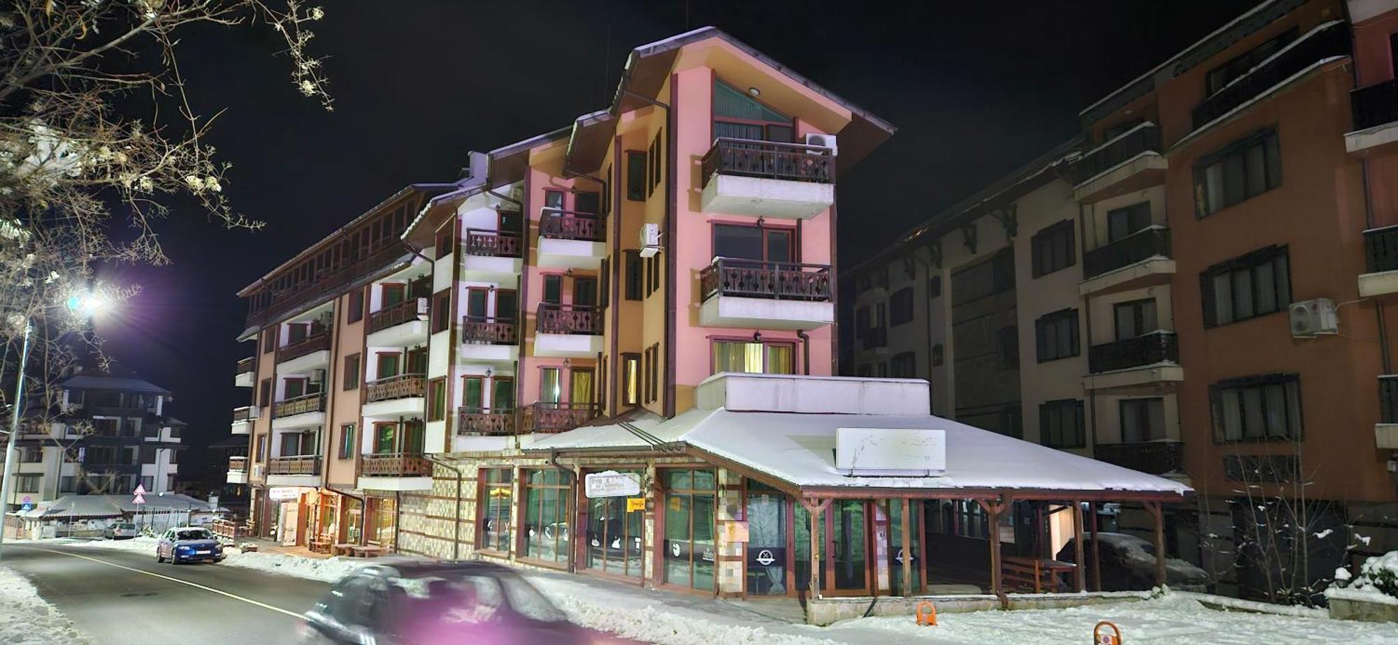 La Pierre Apartments バンスコ エクステリア 写真
